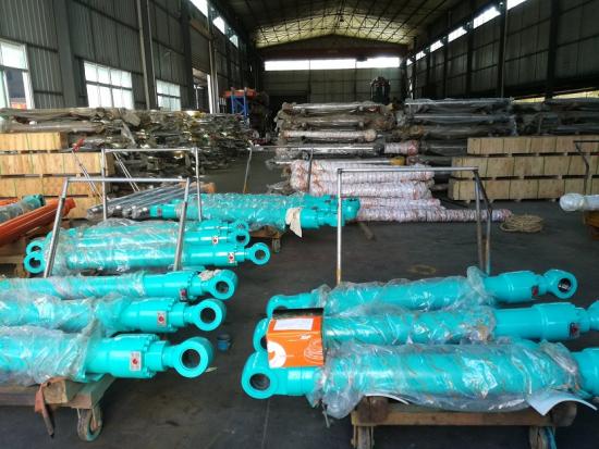 kobelco boom cylinder