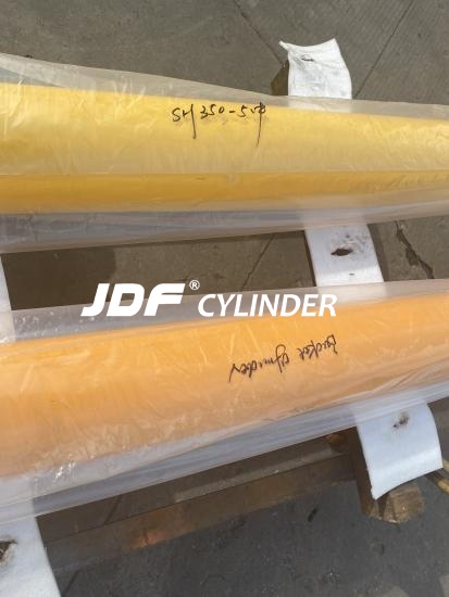 707-01-0CC00 Excavator Hydraulic Cylinder Bucket Cylinder Factory